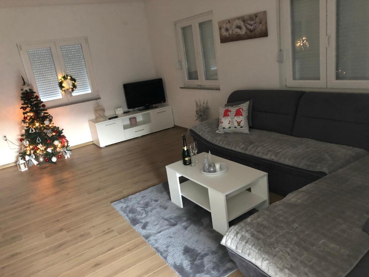 Vikendica Bruse Villa Jaklici Екстериор снимка