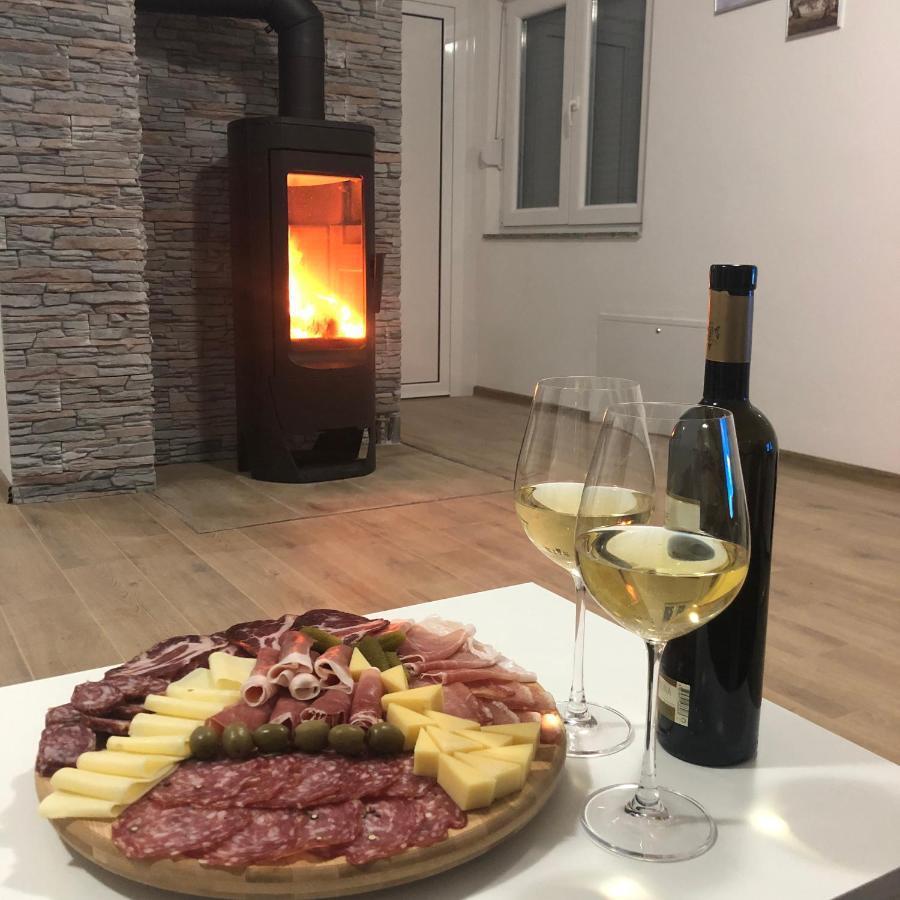 Vikendica Bruse Villa Jaklici Екстериор снимка